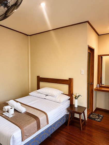 Deluxe SEAVIEW Room